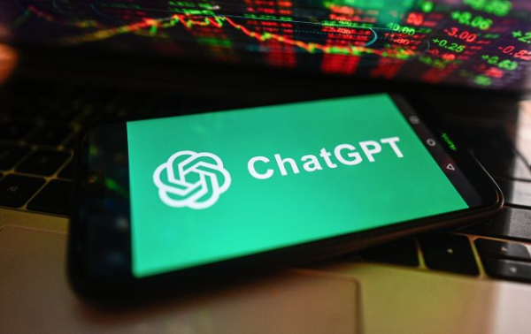 Apple досягла домовленості з OpenAI щодо впровадження ChatGPT в iPhone, - Bloomberg
